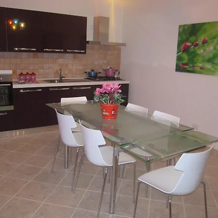 A 100Metri Da Piazza Duomo Di Ortigia Apartment Syracuse Room photo